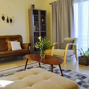 Reis Villa Caniço